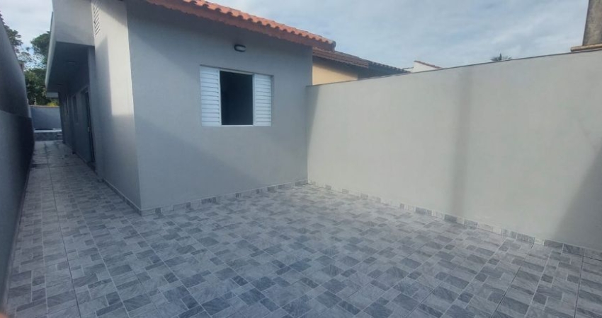 Casa com 2 quartos à venda na Avenida Flacides Ferreira, 796, Balneário Gaivota, Itanhaém