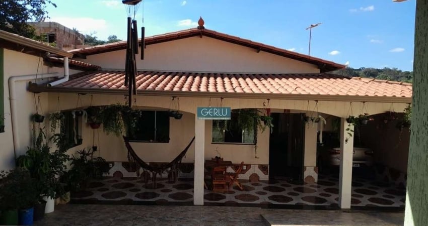 Casa com 3 quartos à venda na Nossa Senhora do Perpétuo Socorro, 200, Bom Retiro, Betim