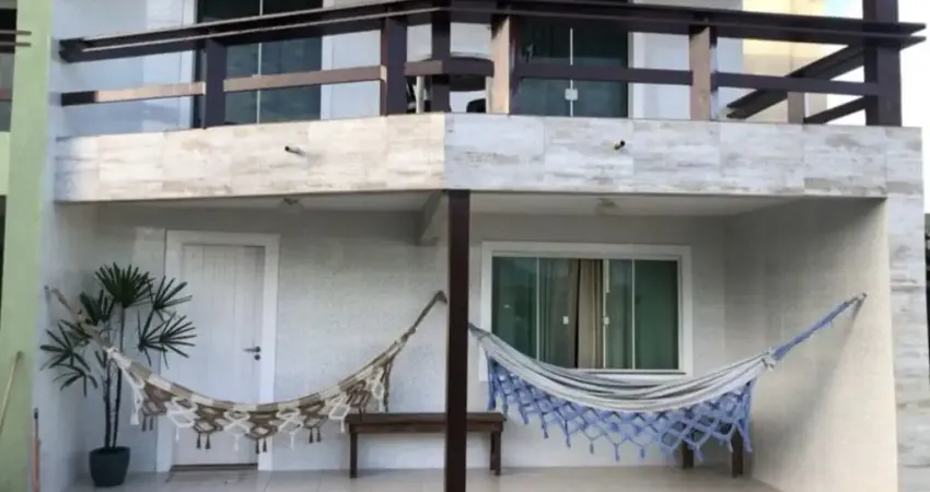 BEIRA MAR EM CABO FRIO NO PARAÍSO DA PRAIA DO FOGUETE, EXCELENTE CASA, EM CONDOMÍNIO C/ 4 UNIDADES..