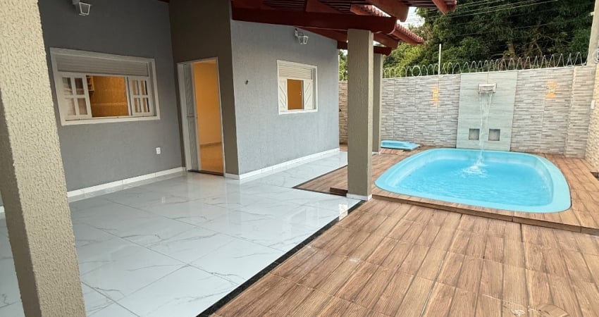 Casa de Esquina com Piscina à Venda no Jardim Aeroporto – 3 Quartos, 1 Suíte e Lazer Completo!