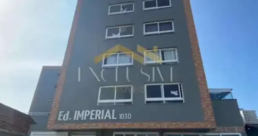 Apartamento 02 Dormitórios a Poucas quadras da Beira Mar