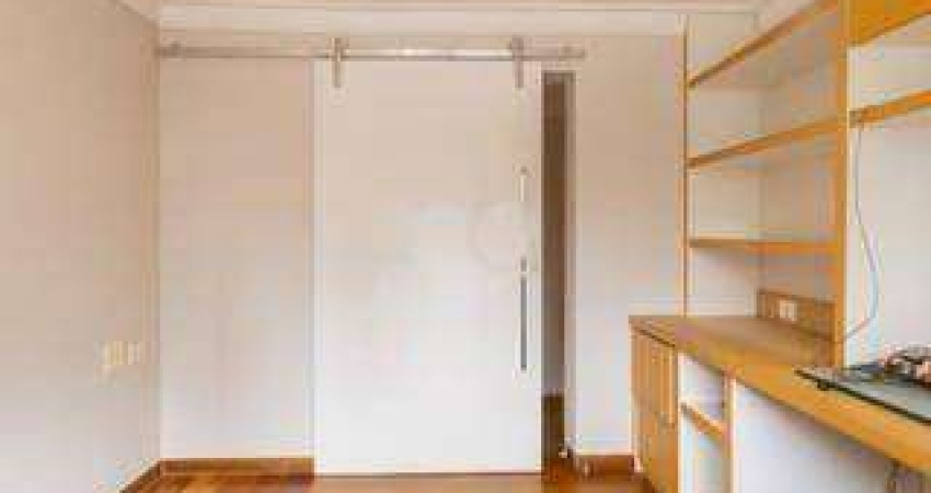 Apartamento com 3 dormitórios à venda, 200 m² por R$ 3.000.000,00 - Itaim Bibi - São Paulo/SP
