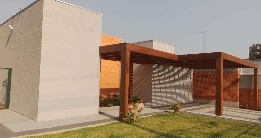 Casa à venda em Maringá, Zona 02, com 3 suítes, com 186.9 m²