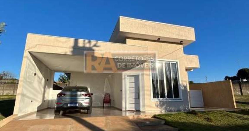 Casa para Venda em Foz do Iguaçu, Condominio Residencial Dom José, 3 dormitórios, 1 suíte, 1 banheiro, 2 vagas