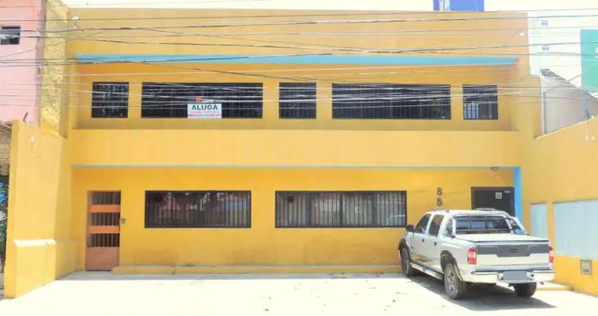 Excelente Prédio Comercial à Venda na Av. Alexandrino de Alencar!