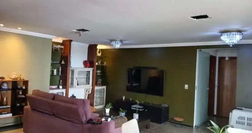 Apartamento com 4 dormitórios à venda, 208 m² por R$ 850.000,00 - Petrópolis - Natal/RN