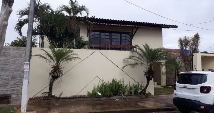 Casa com 6 dormitórios à venda, 200 m² por R$ 550.000,00 - Pitimbu - Natal/RN