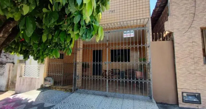 Casa com 3 dormitórios à venda, 171 m² por R$ 320.000,00 - Alecrim - Natal/RN