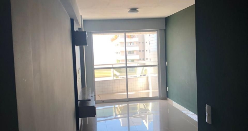 Apartamento com dois dormitórios na península para locação