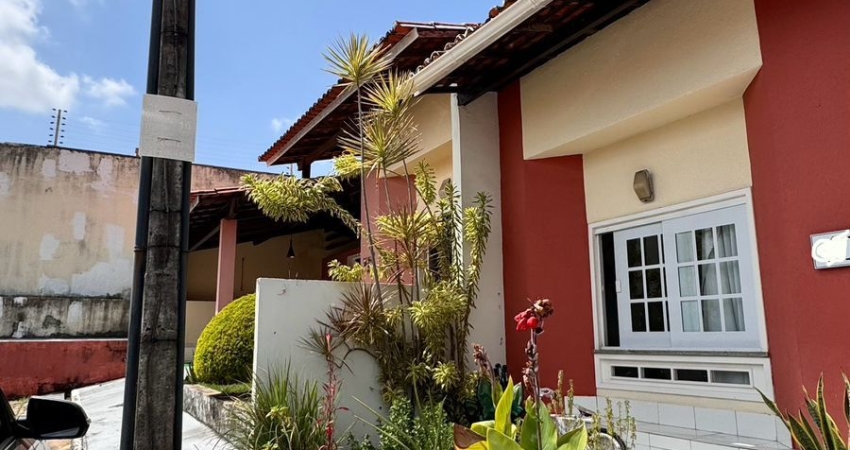 Casa a venda na Mário Andreazza  com 04 suítes