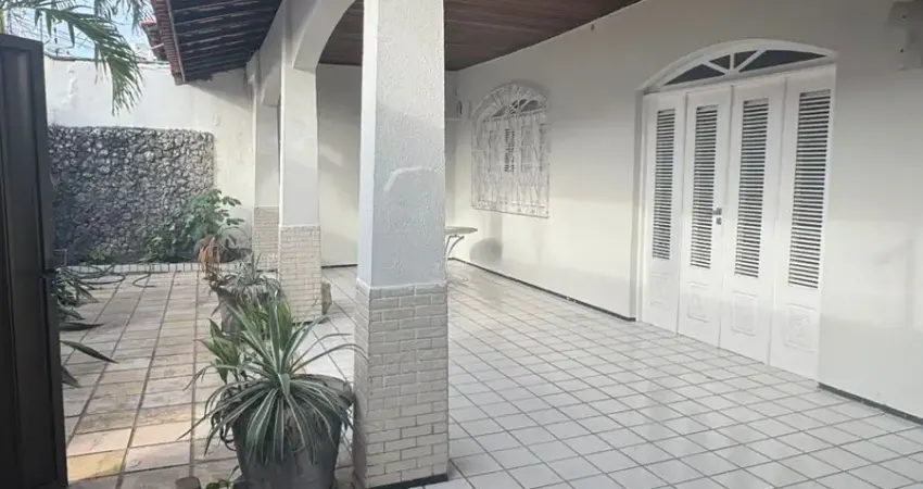 Casa com 4 quartos à venda na Rua das Letras, 8, Cohafuma, São Luís