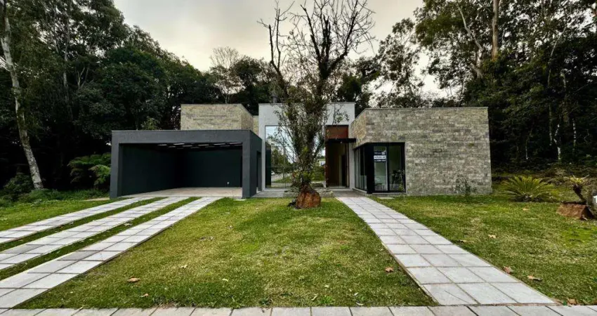 Casa 3 Dormitórios à venda no Bairro Planalto com 225 m² de área privativa - 2 vagas de garagem