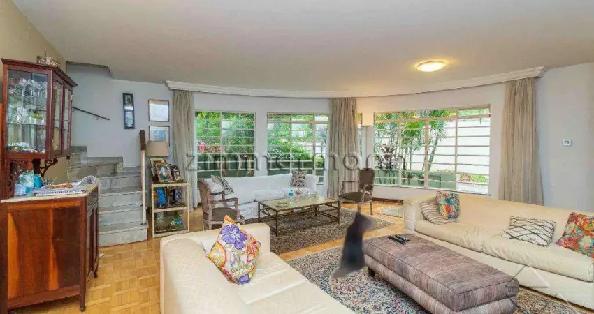 Casa com 3 quartos à venda na Rua André Dreyfus, --, Sumaré, São Paulo