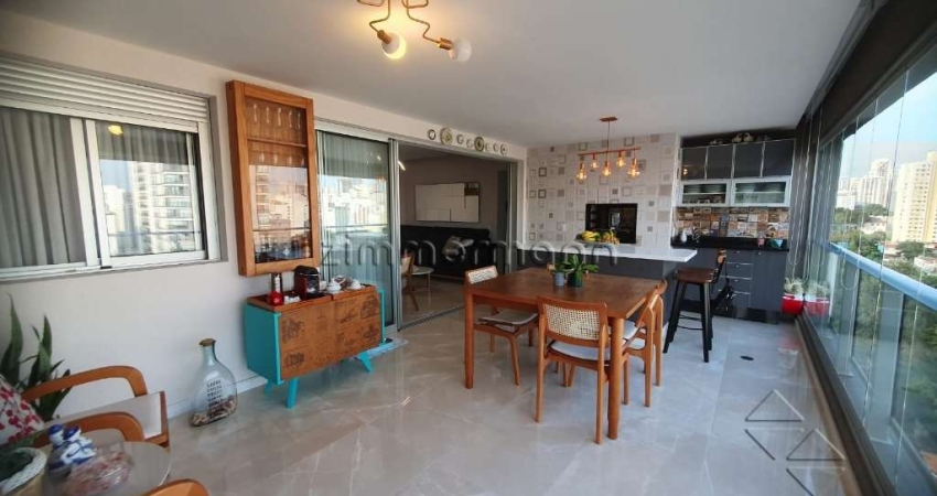 Apartamento com 3 quartos à venda na Rua Horácio Lane, --, Pinheiros, São Paulo