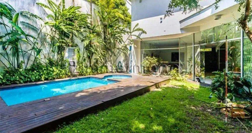 Casa com 4 quartos à venda na Rua Cardeal Cagliori, --, Vila Madalena, São Paulo