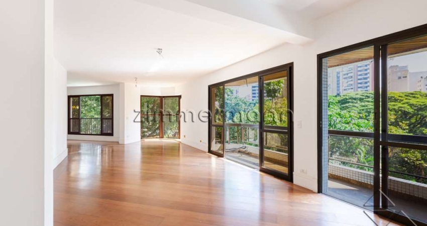Apartamento com 3 quartos à venda na Rua Lourenço de Almeida, --, Vila Nova Conceição, São Paulo