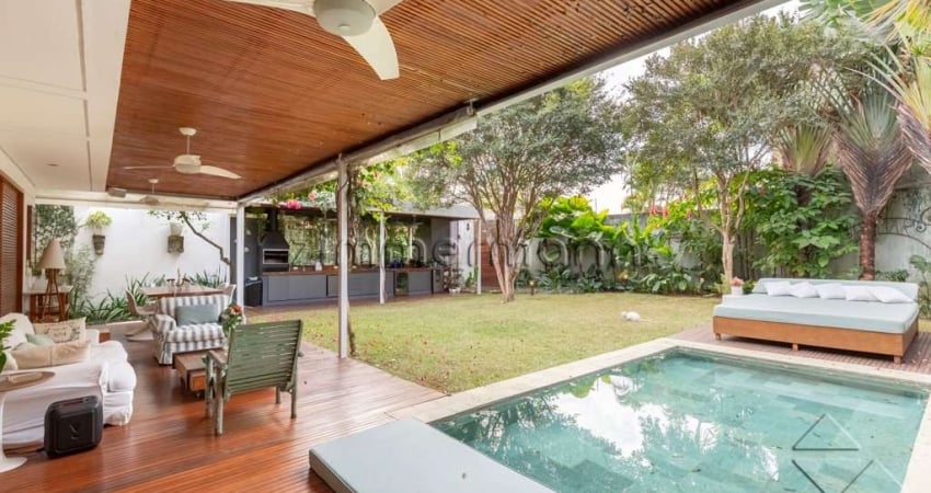 Casa com 4 quartos à venda na Rua Desembargador Ferreira França, --, Alto de Pinheiros, São Paulo