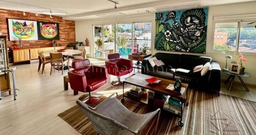 Apartamento com 3 quartos à venda na Rua Pio XI, --, Alto da Lapa, São Paulo