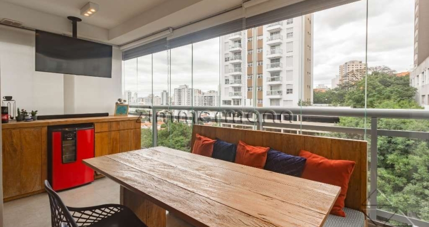 Apartamento com 2 quartos à venda na Rua André Casado, --, Sumaré, São Paulo