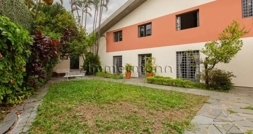Casa com 5 quartos à venda na Rua Oquirá, --, Alto de Pinheiros, São Paulo