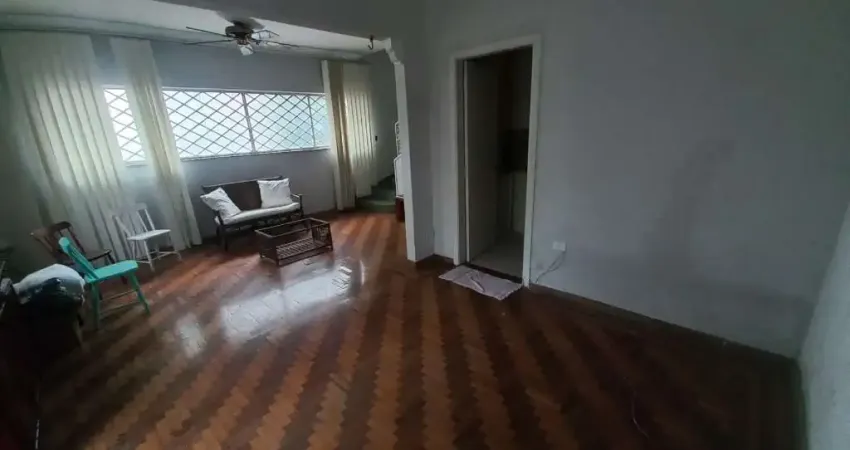 Casa com 2 quartos à venda na Rua Backer, --, Cambuci, São Paulo
