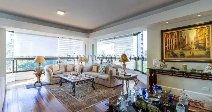 Apartamento com 3 quartos à venda na Avenida Chibarás, --, Moema, São Paulo