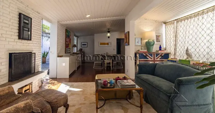 Casa com 3 quartos à venda na Rua Paracuê, --, Sumaré, São Paulo