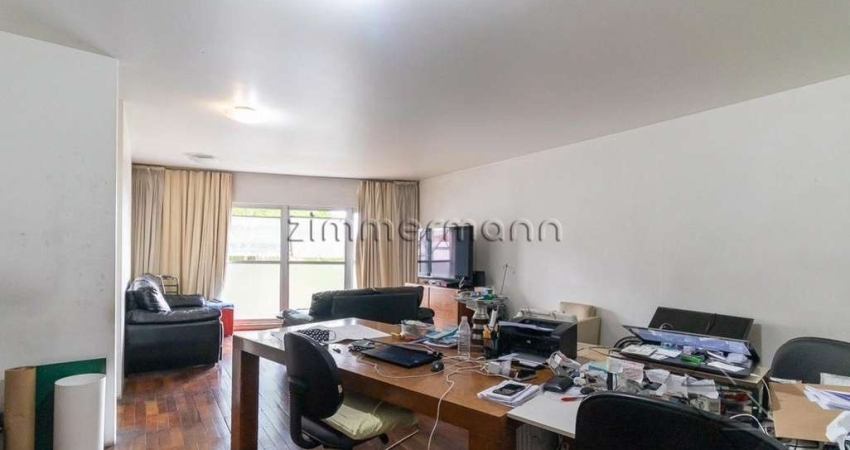 Apartamento com 3 quartos à venda na Rua Apinajés, --, Sumaré, São Paulo