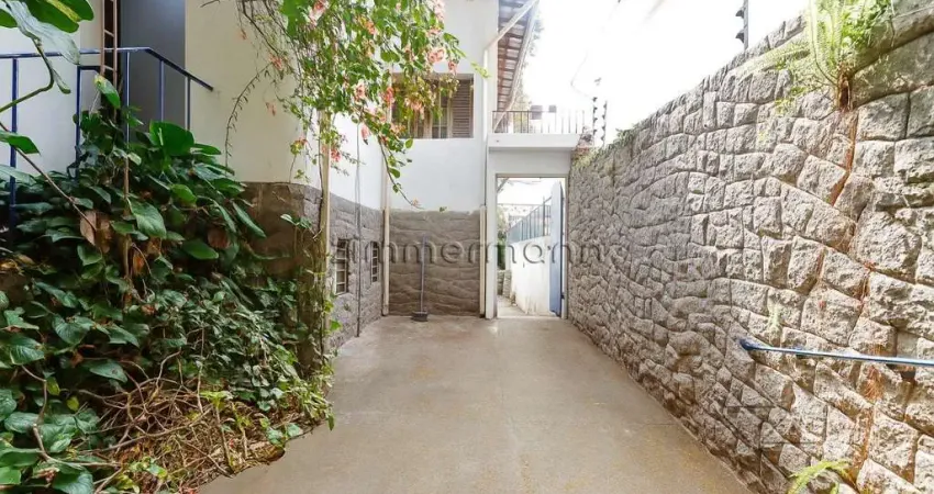 Casa com 2 quartos à venda na Rua Monte Alegre, --, Perdizes, São Paulo