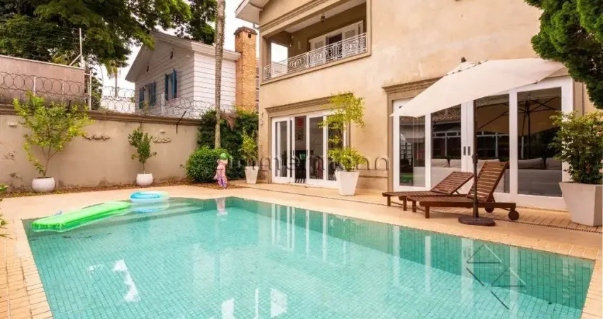 Casa com 3 quartos à venda na Rua Bennet, --, Alto de Pinheiros, São Paulo