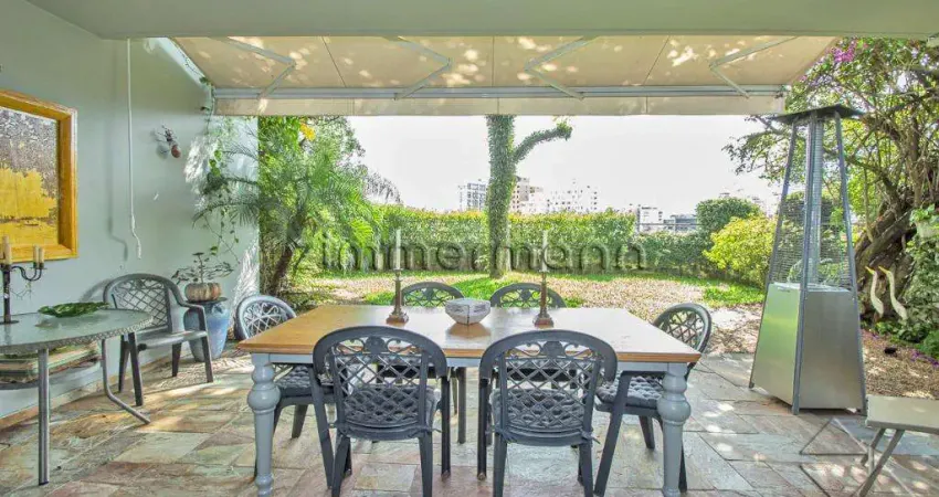 Casa com 5 quartos à venda na Rua João Moura, --, Pinheiros, São Paulo