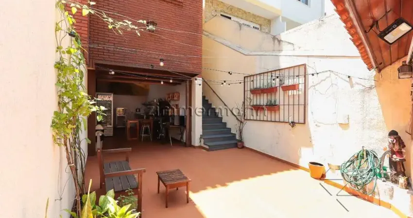 Casa com 3 quartos à venda na Rua Bento de Abreu, --, Vila Romana, São Paulo
