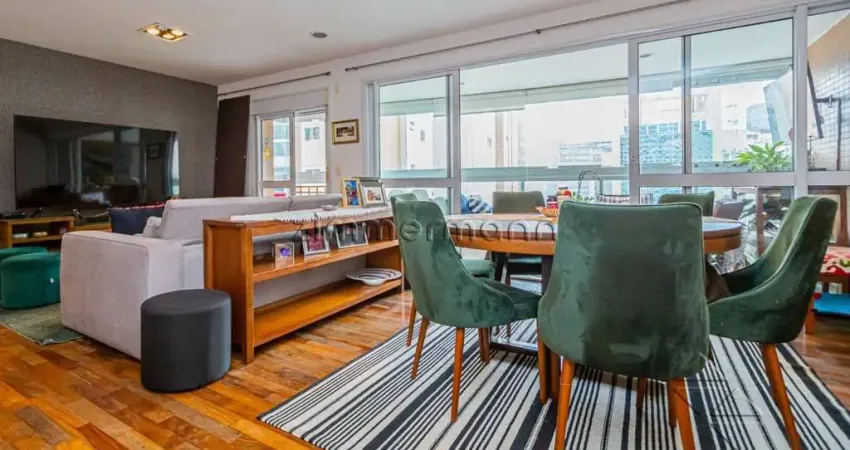 Apartamento com 3 quartos à venda na Rua Helena, --, Vila Olímpia, São Paulo