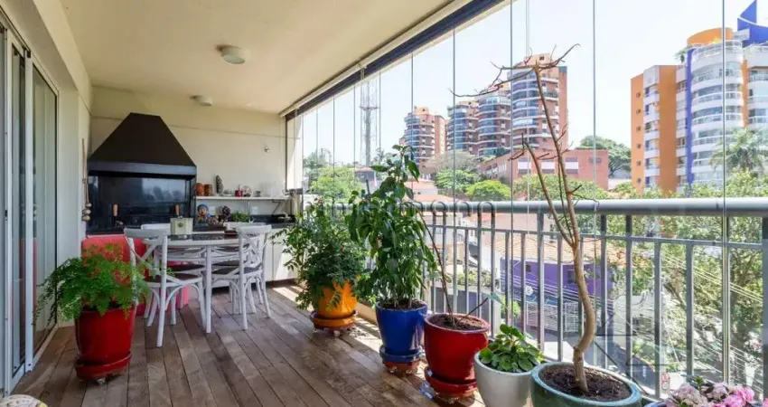 Apartamento com 3 quartos à venda na Rua Pio XI, --, Alto da Lapa, São Paulo