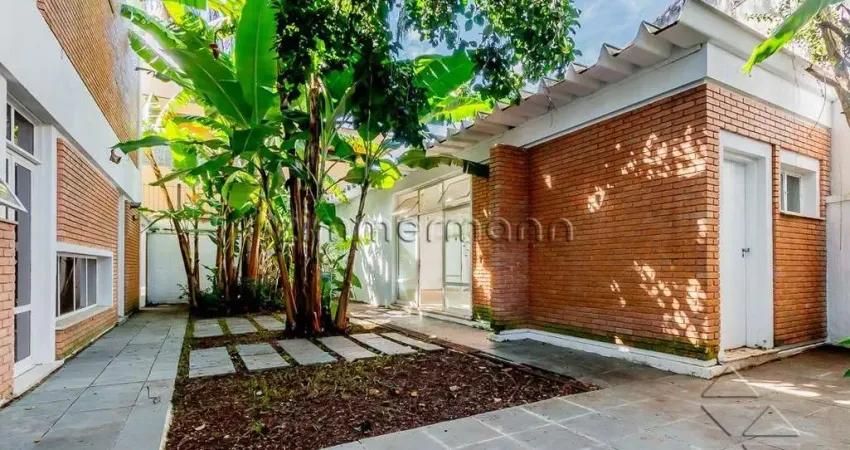 Casa com 6 quartos à venda na Rua Japiaçóia, --, Alto de Pinheiros, São Paulo