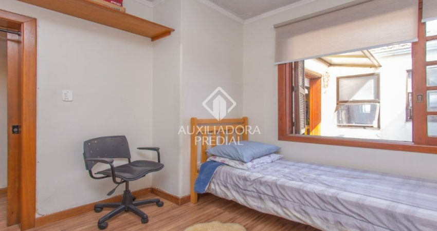 Apartamento com 3 quartos à venda na Rua Amélia Teles, 117, Petrópolis, Porto Alegre