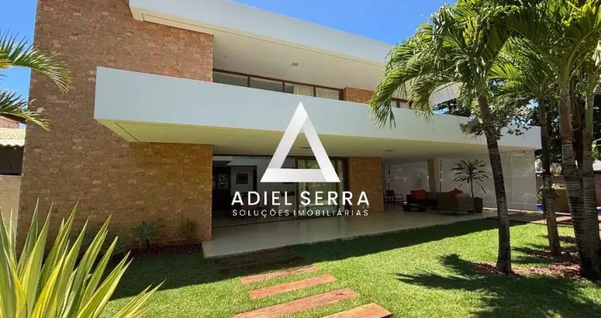 Guarajuba | Casa alto padrão | 5 suítes + dependência | 378m² | Energia solar | Porteira fechada