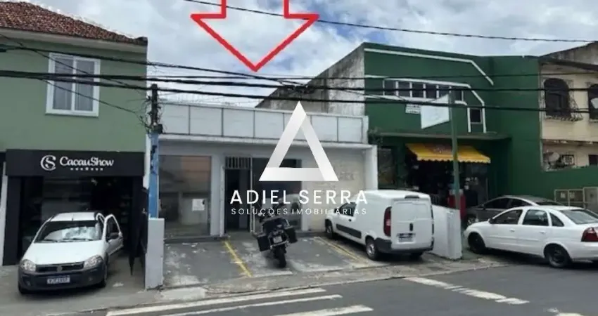 Casa comercial para LOCAÇÃO - Rua principal - Excelente divisão interna - 3 vagas