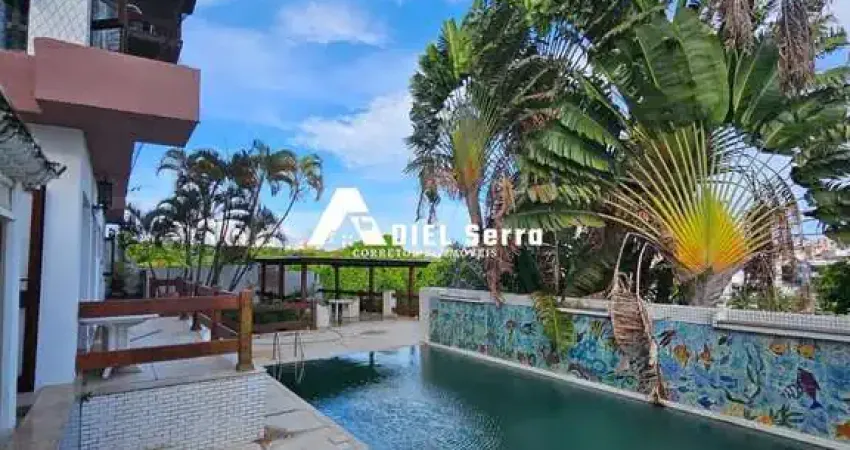 Candeal - 687m² - 5 suítes - Vista livre - 5 salas - Varandas - Gabinete - Despensa - Dependência completa - Piscina - Espaço gourmet - 3 vagas