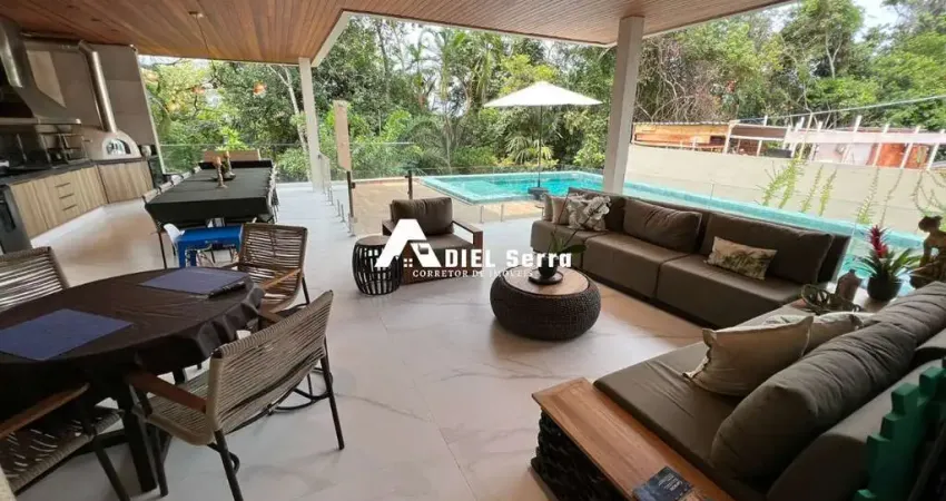 Alphaville 1 Salvador - PORTEIRA FECHADA - Lote 875,47m² - Área construída 788m² - 4 suítes - 7 banheiros - Sauna - - Adega - Energia solar - 6 vagas