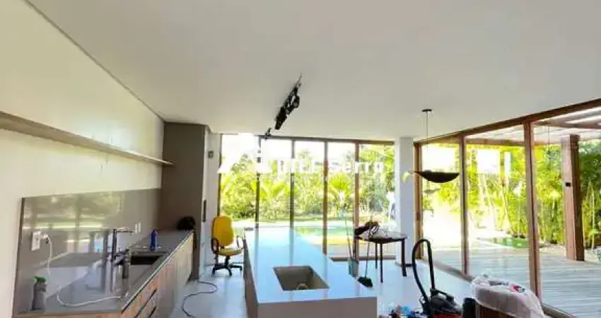 Praia do Forte - Piscinas Naturais - 4 suítes - Alto luxo - Área gourmet e Piscina privativa - Condomínio com acesso a praia