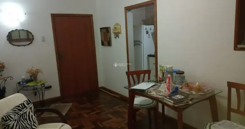 67m², 03 quartos, vaga, e  elevador