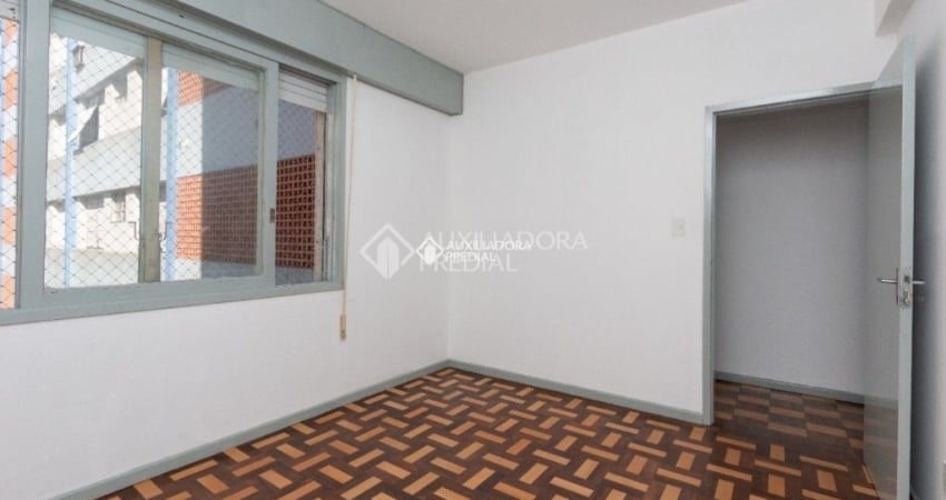 Apartamento com 3 quartos à venda na Rua Duque de Caxias, 888, Centro Histórico, Porto Alegre