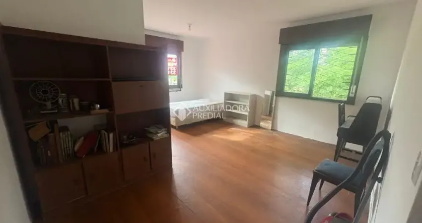 Apartamento JK amplo com vaga no Bairro Santana