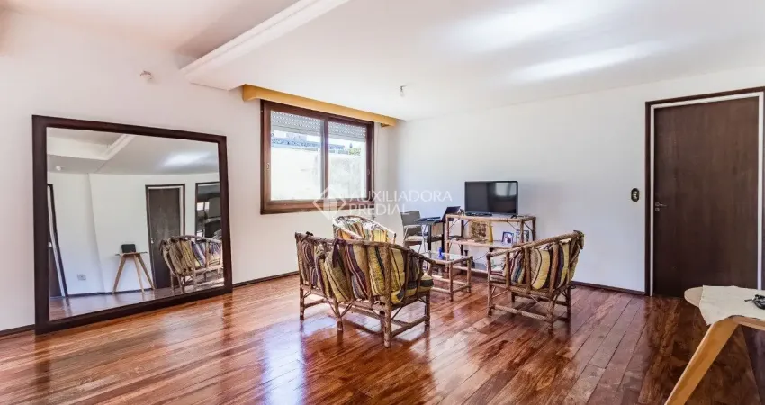 Sol e espaço: seu apartamento de 3 dormitórios com 124m² espera por você!