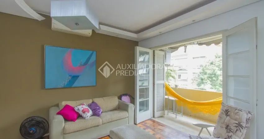 EXCELENTE 3 DORMITÓRIOS E 2 SUÍTES, SEMI MOBILIADO, reformado