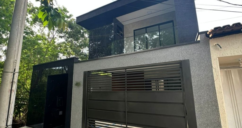 Casa com 3 quartos à venda na Cidade Nova, Governador Valadares 