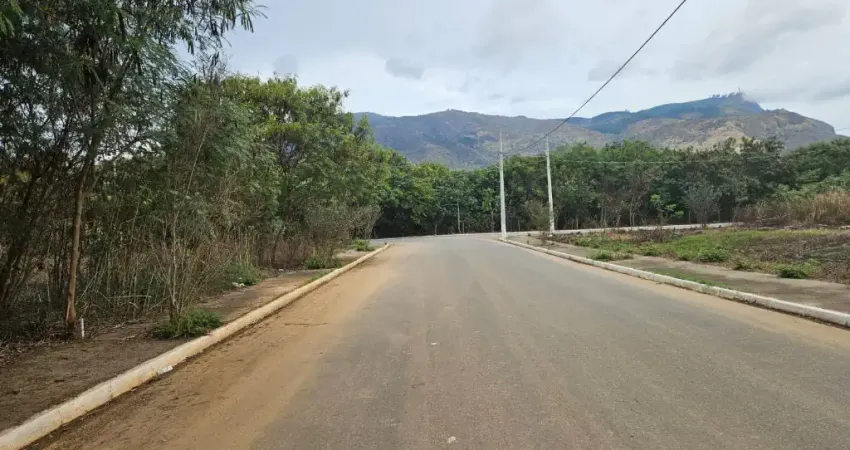Terreno à venda no Santos Dumont I, Governador Valadares 
