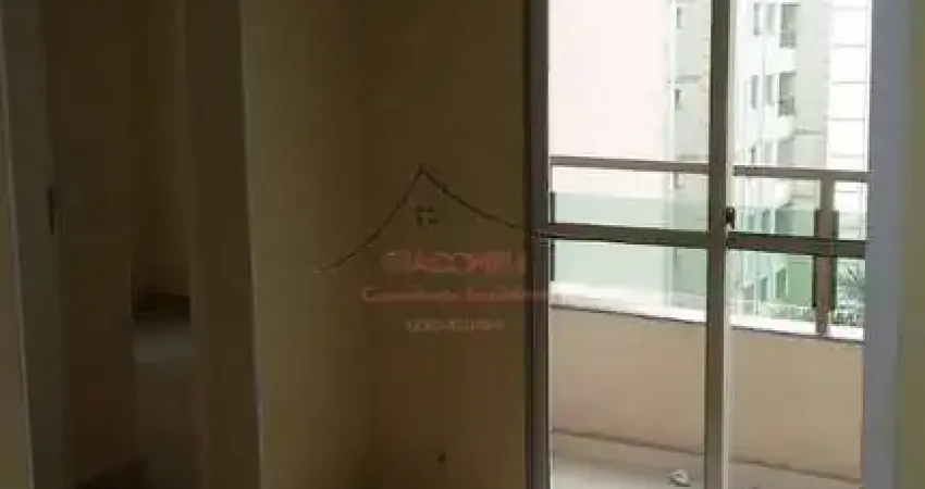 APARTAMENTO NO CONDOMÍNIO SAN JULIANO REFORMADO - COM SACADA- ARICANDUVA