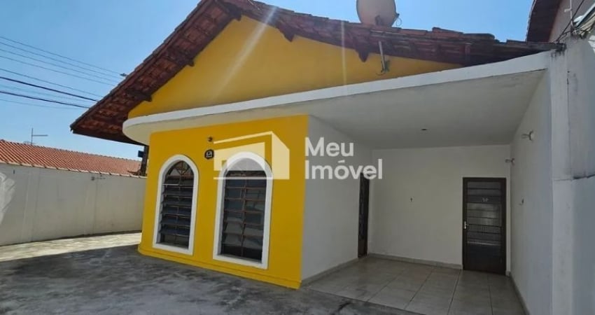 Aluguel Casa Térrea com 3 Dormitórios sendo Suíte – Excelente Localização na Vila Tesouro